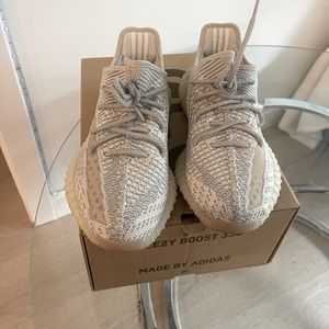 Yeezy boost 350 Size 6 1/2